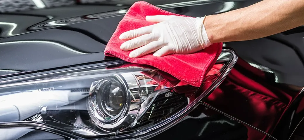 Lavaggio a secco dell'auto: cos'è e come funziona