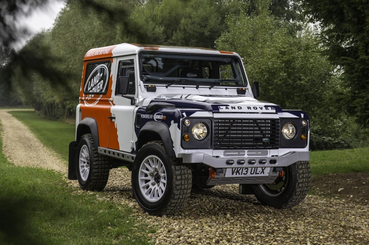 Jaguar Land Rover acquisisce Bowler