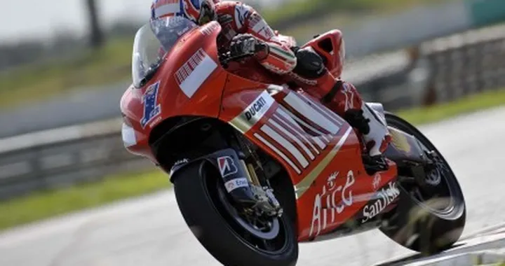 MotoGP: a Phillip Island Re Stoner davanti a tutti
