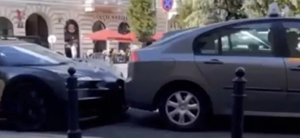 Bugatti Chiron 