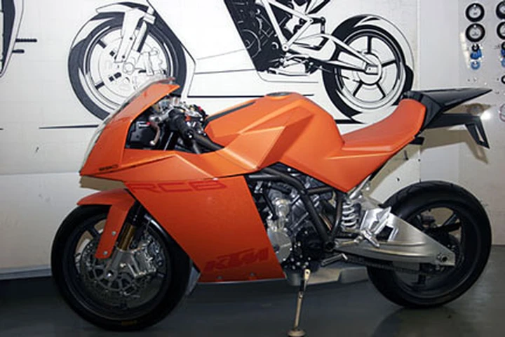 KTM RC8 news