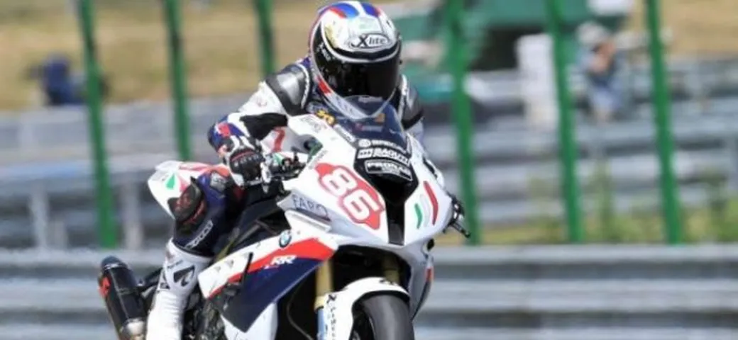 Superstock 1000: sesta vittoria consecutiva per Ayrton Badovini