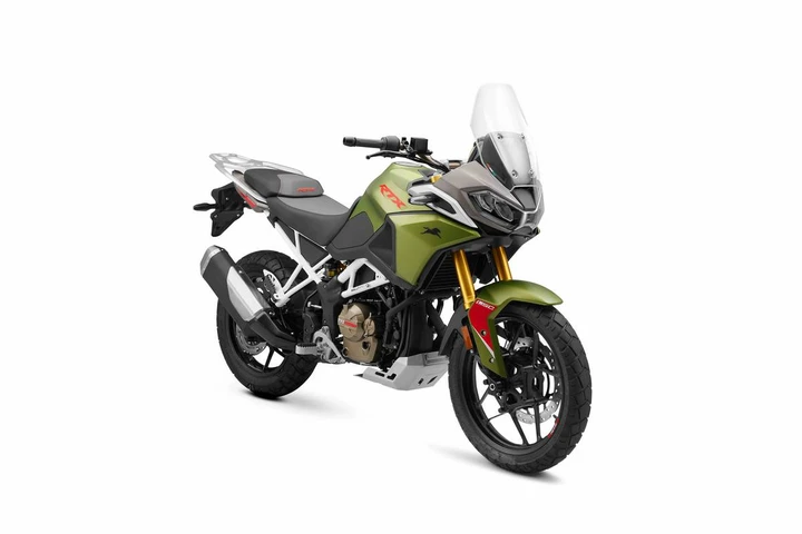 Scatta l'era TVS RTX 300: nuova adventure tourer per viaggi lunghi