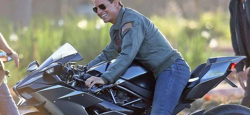 Top Gun 2: Tom Cruise sarà in sella a una Kawasaki Ninja H2 [Gallery]