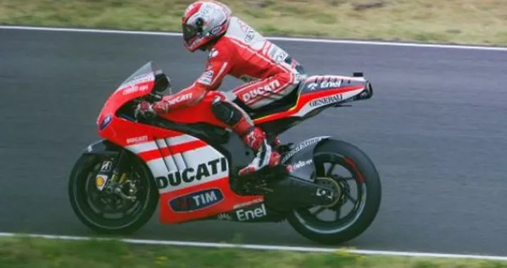 Valentino Rossi al Mugello sulla Ducati GP12 2012: prima caduta