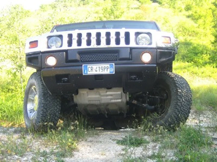 Prova Hummer H2: dettagli poco visibili