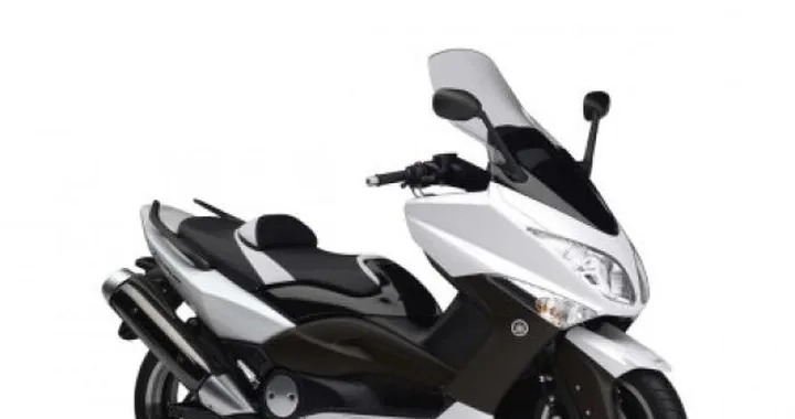 Yamaha T-Max 500 White Max 2010