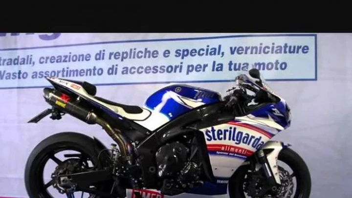 Yamaha R1 Replica SBK 2010 by Flamingo Corse
