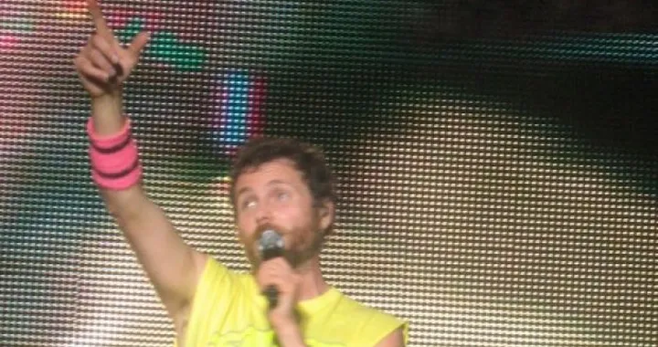 Foto del giorno: Jovanotti tifoso di Rossi
