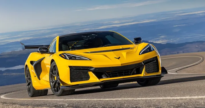 Chevrolet Corvette ZR1: la più potente auto americana di sempre con 1.187 CV