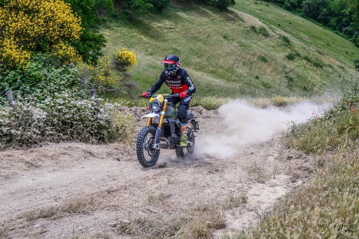 ingrandisci immagine