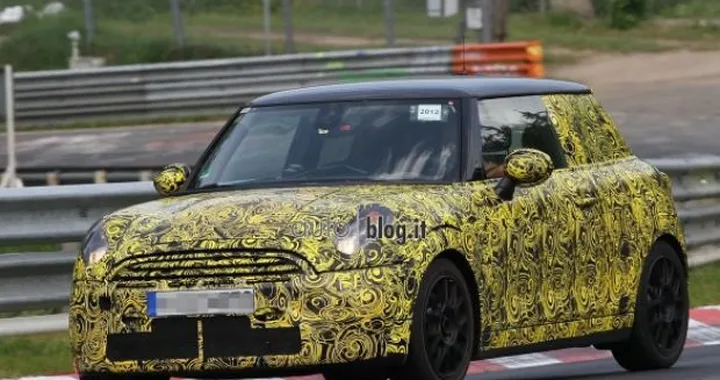Foto spia Mini Cooper