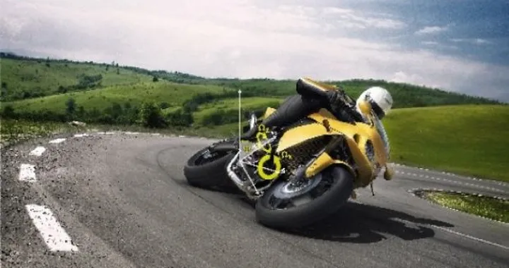 Bosch: sensore d’angolo d’inclinazione per motocicli, nuova scoperta per la sicurezza su due ruote