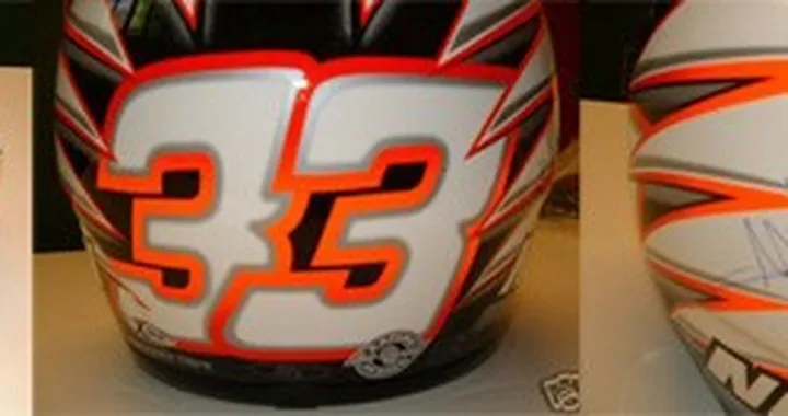 Cuore d'Atleta: all'asta il casco di Marco Melandri
