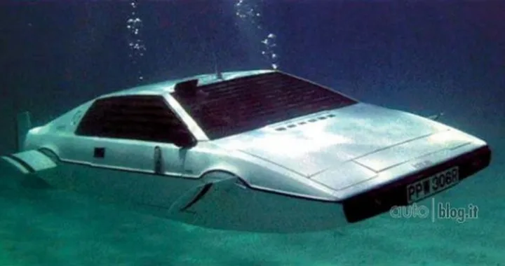 L'auto sommergibile di James Bond? E' stata comprata da Elon Musk