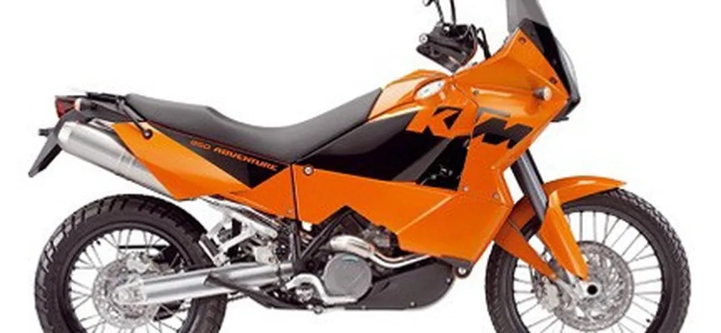 KTM 950 Adventure a Laguna Seca