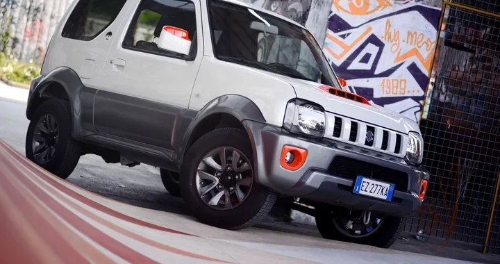 Suzuki Jimny Street: arriva la serie limitata da 100 esemplari