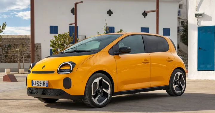 Nuova Renault Twingo, tanta tecnologia a partire da 19.500 euro