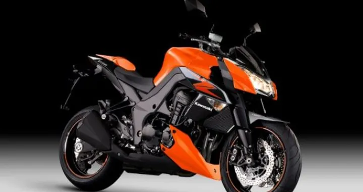 Kawasaki: Nuovi colori per Z1000, Z750 e Z750R my 2012