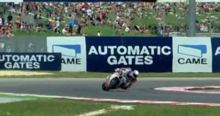 Misano: Vittoria e testa del campionato per Eugene Laverty nella Supersport. 5a vittoria per Ayrton Badovini in Superstock 1000 che ipoteca il titolo