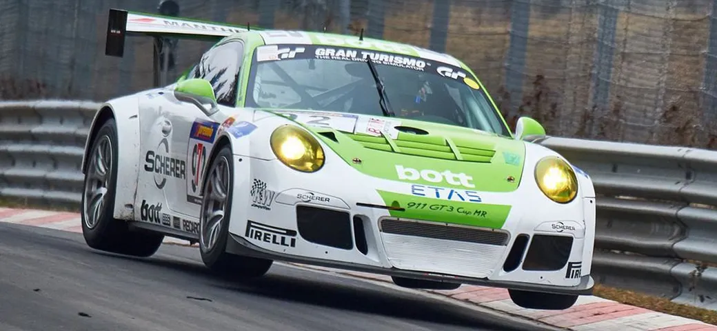 Il Nurburgring abolisce i limiti di velocità