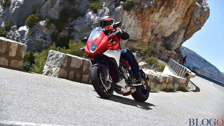 MV Agusta Turismo Veloce 800: la prova su strada [Video]