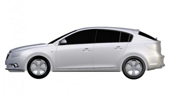 Chevrolet Cruze: la variante a due volumi andrà in produzione