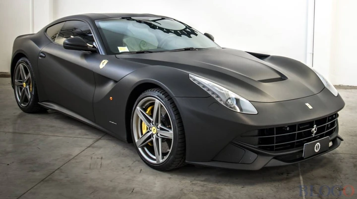 La Ferrari F12 nera opaca di Garage Italia Customs