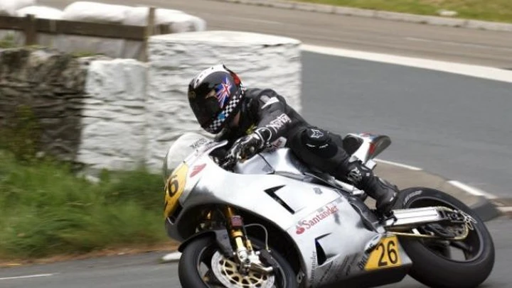 Norton SG1 TT Race Bike: ecco la moto che segna il ritorno della Norton al TT