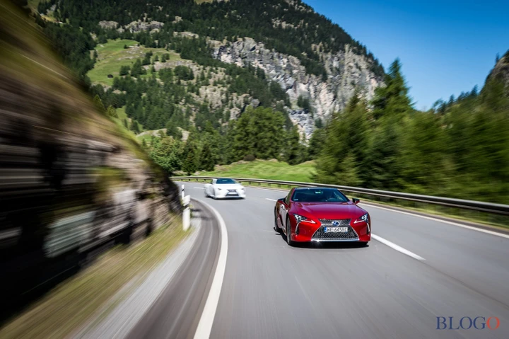 Lexus LC 500h: la prova dell'ibrido