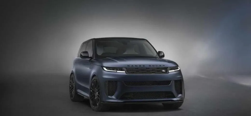 Range Rover Sport SV Edition Two, per dominare la strada (e non solo)