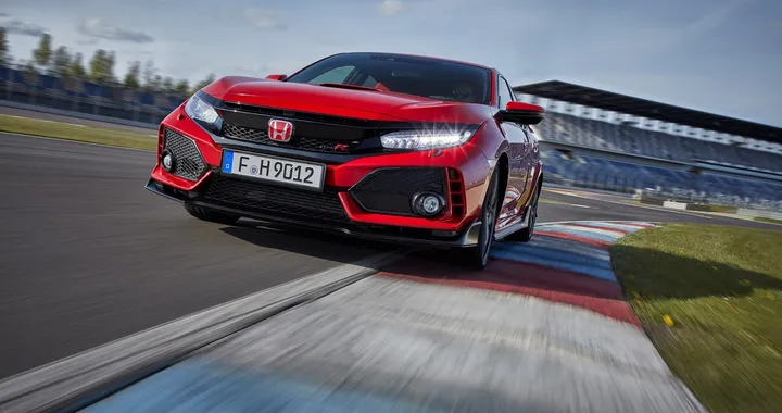 Honda Civic Type R: primo contatto in pista
