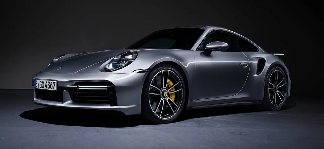 Porsche 911 Hybrid: indiscrezioni sull'inedita versione ibrida