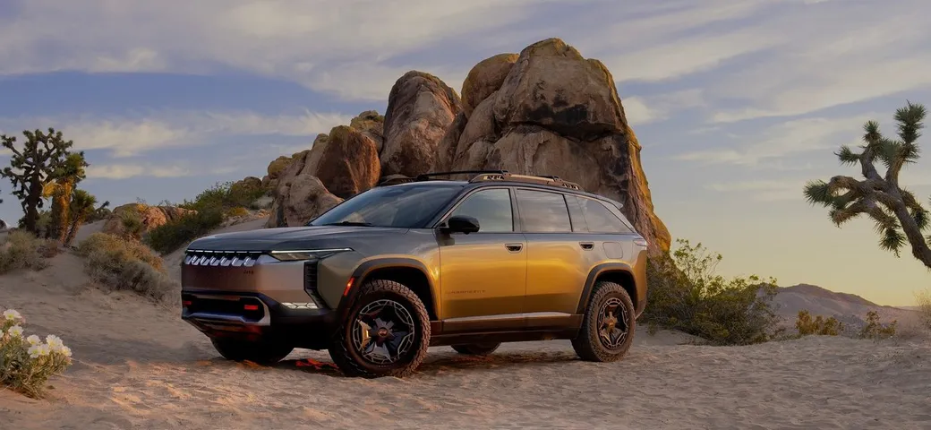 Jeep svela il concept Wagoneer S Trailhawk, un SUV elettrico da fuoristrada