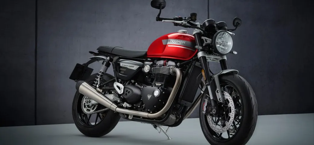 Triumph svela la nuova Speed Twin 2021: foto e caratteristiche