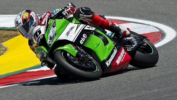 SBK Jerez 2014: Loris Baz sorprende Melandri e Sykes nelle FP2, Giugliano 5°, Guintoli solo 8° [FOTO]