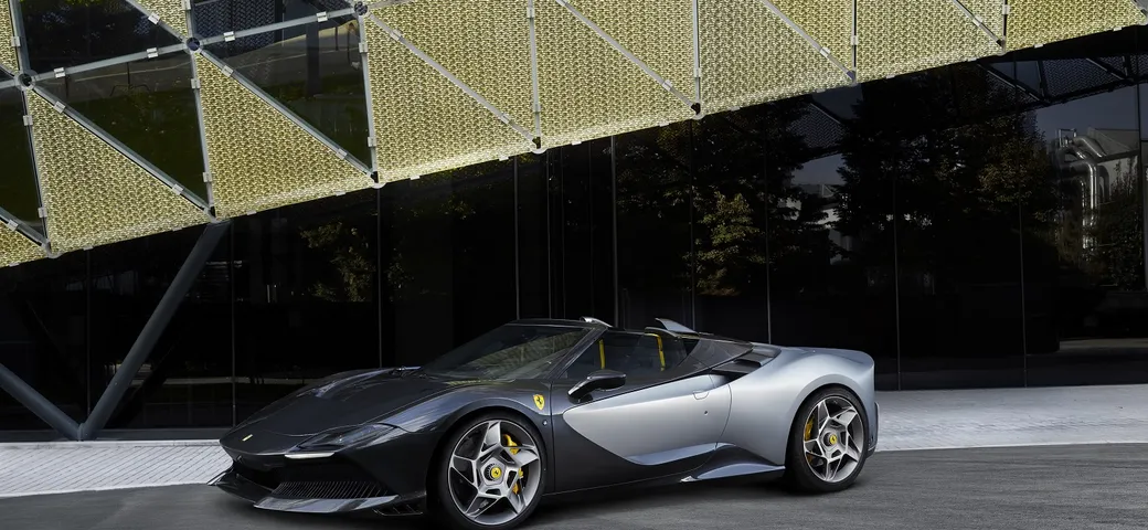 Ferrari SP-8: ecco la nuova one-off del cavallino rampante