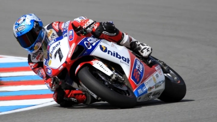 SBK 2015 - Carlos Checa: l'uomo da battere è Johnny Rea