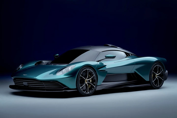 Aston Martin Valhalla: in arrivo la versione di serie