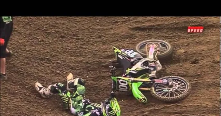 Le spettacolari cadute dell'AMA Supercross 2011 /video