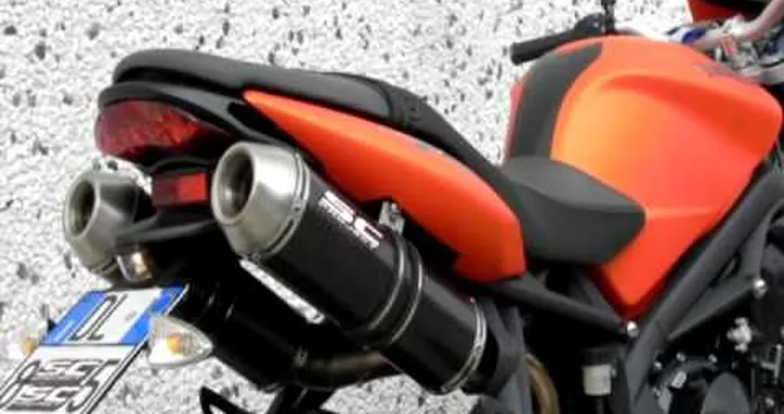 Triumph Street Triple 675 R - SC-Project GP Evo