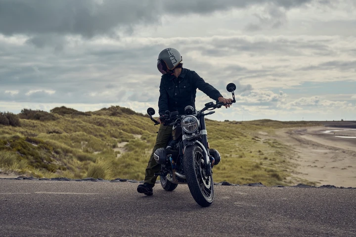 ingrandisci immagine