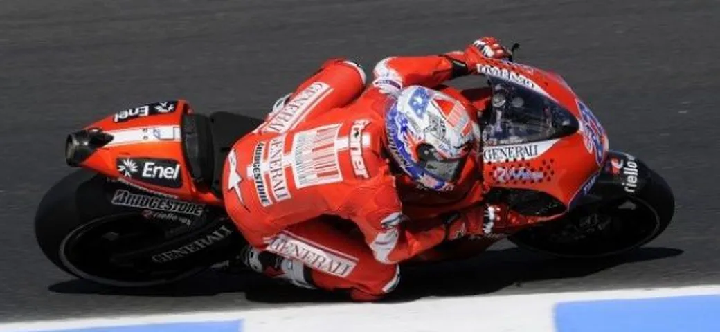 MotoGP: Casey Stoner primo nelle FP3 a Valencia. Rinasce Pedrosa, secondo, davanti a Lorenzo