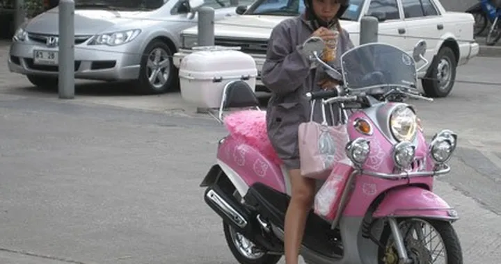 Scooter Hello Kitty?