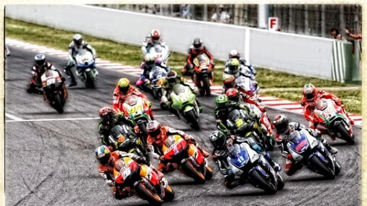 MotoGP, Silverstone: tutti a caccia di Lorenzo, pioggia permettendo