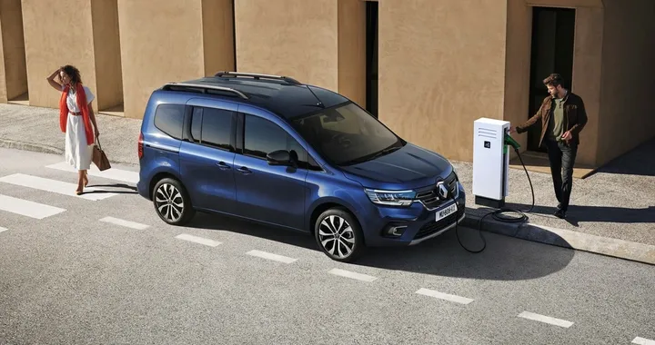 Renault Kangoo E-Tech Electric: prezzi da 40.881 euro