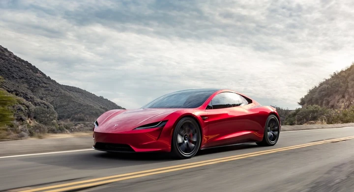 Nuova Tesla Roadster: in produzione entro il 2025, parola di Elon Musk