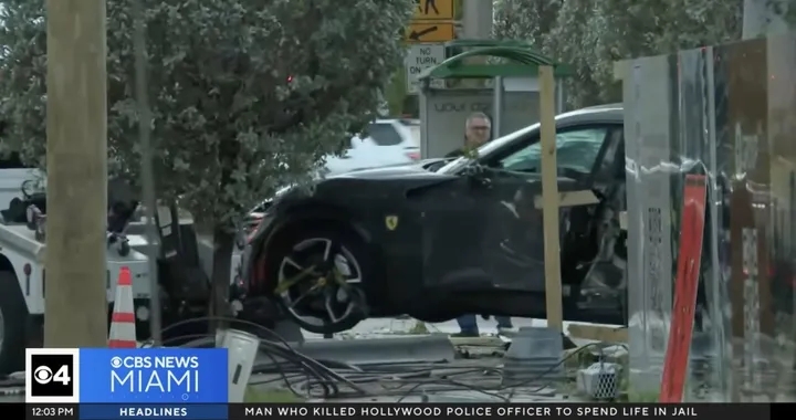 Ruba una Ferrari Purosangue ma si schianta: 500.000 euro in fumo