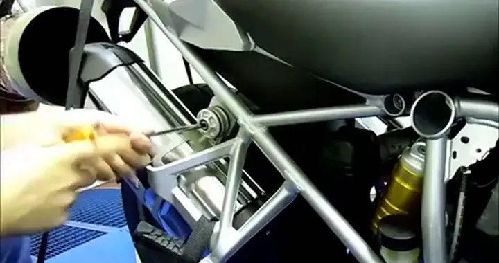 GPR presenta i nuovi scarichi per BMW R 1200 GS 2