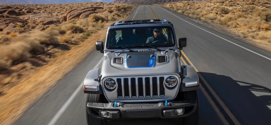 Jeep Wrangler 4xe: si aprono gli ordini